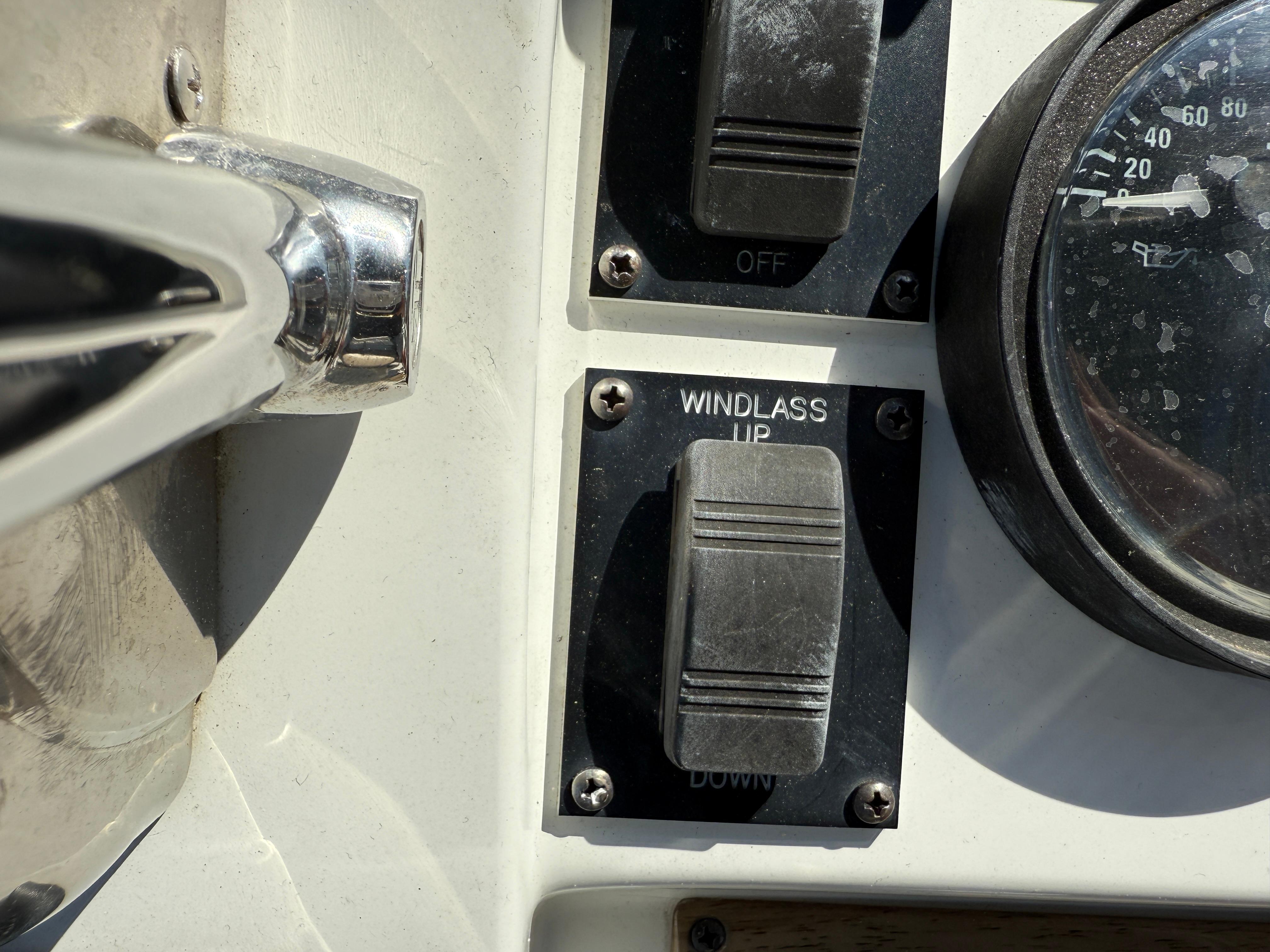 2001-mainship-390-trawler-power-9850397-20250624094055679-1