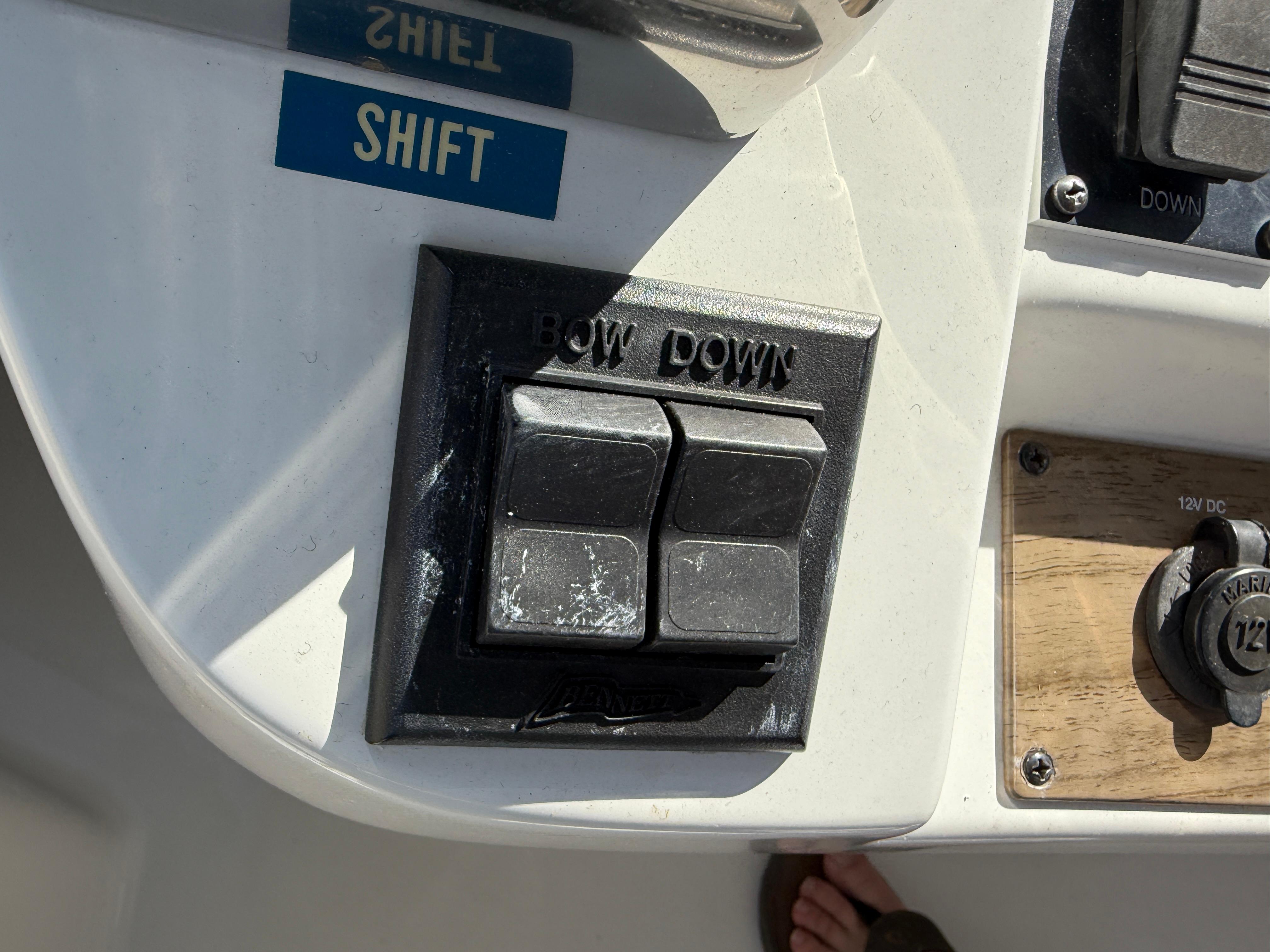 2001-mainship-390-trawler-power-9850397-20250624094101641-1