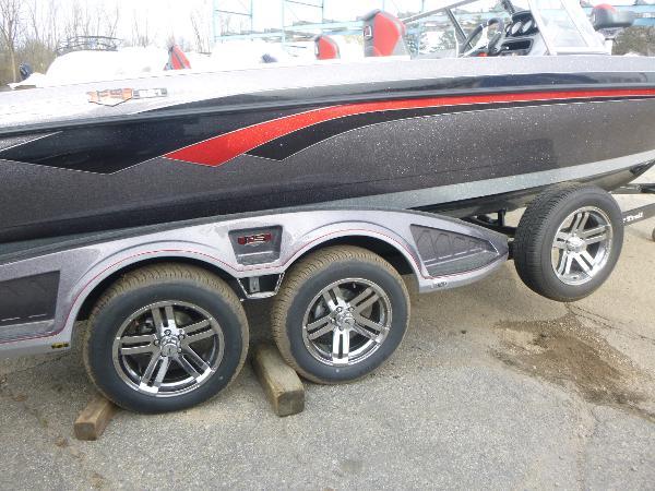 2025 Ranger 621FS Cup Equipped Gallery
