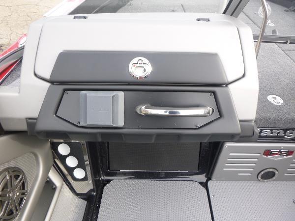 2025 Ranger 621FS Cup Equipped Gallery