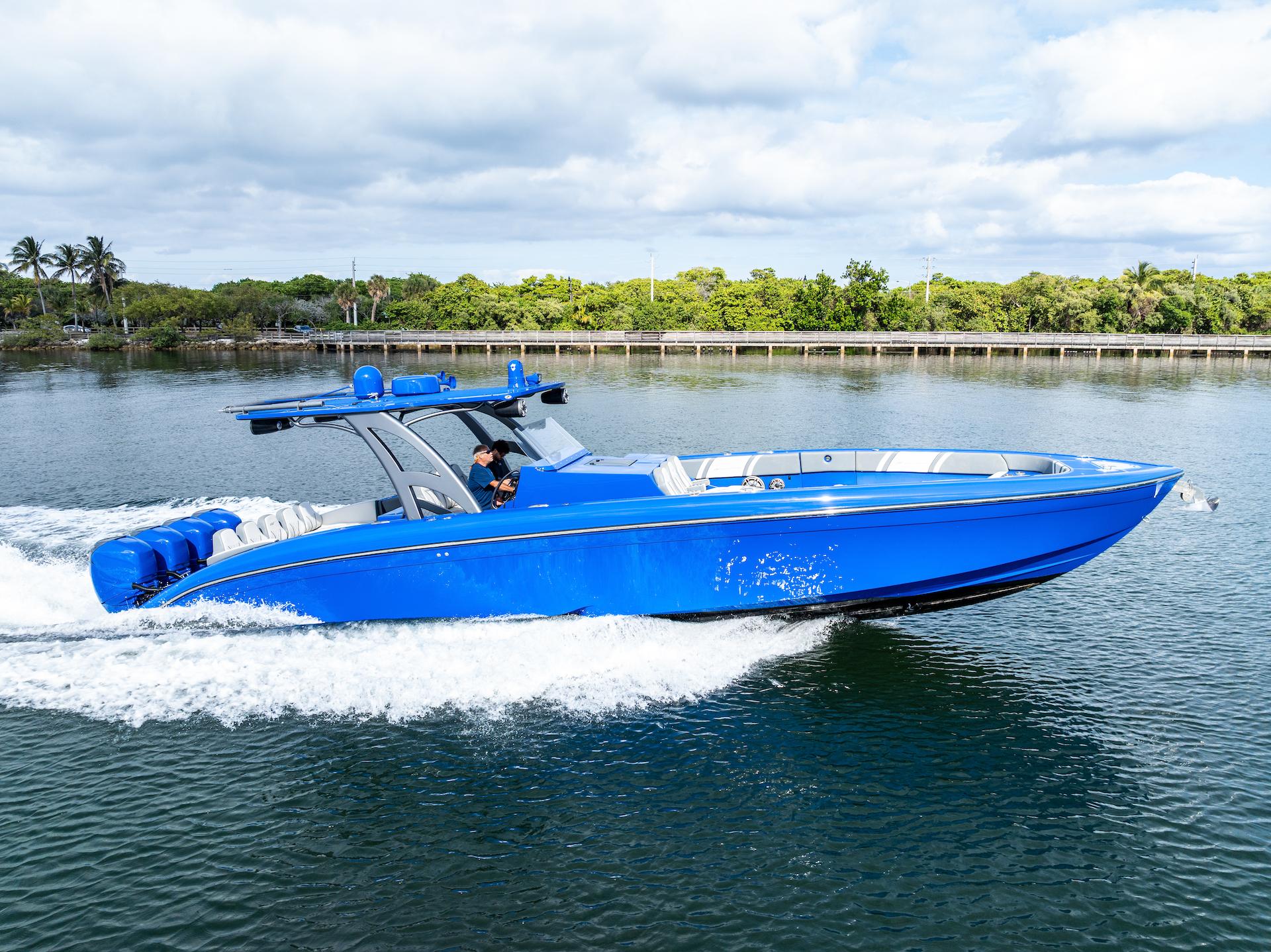 43' Midnight Express 2020