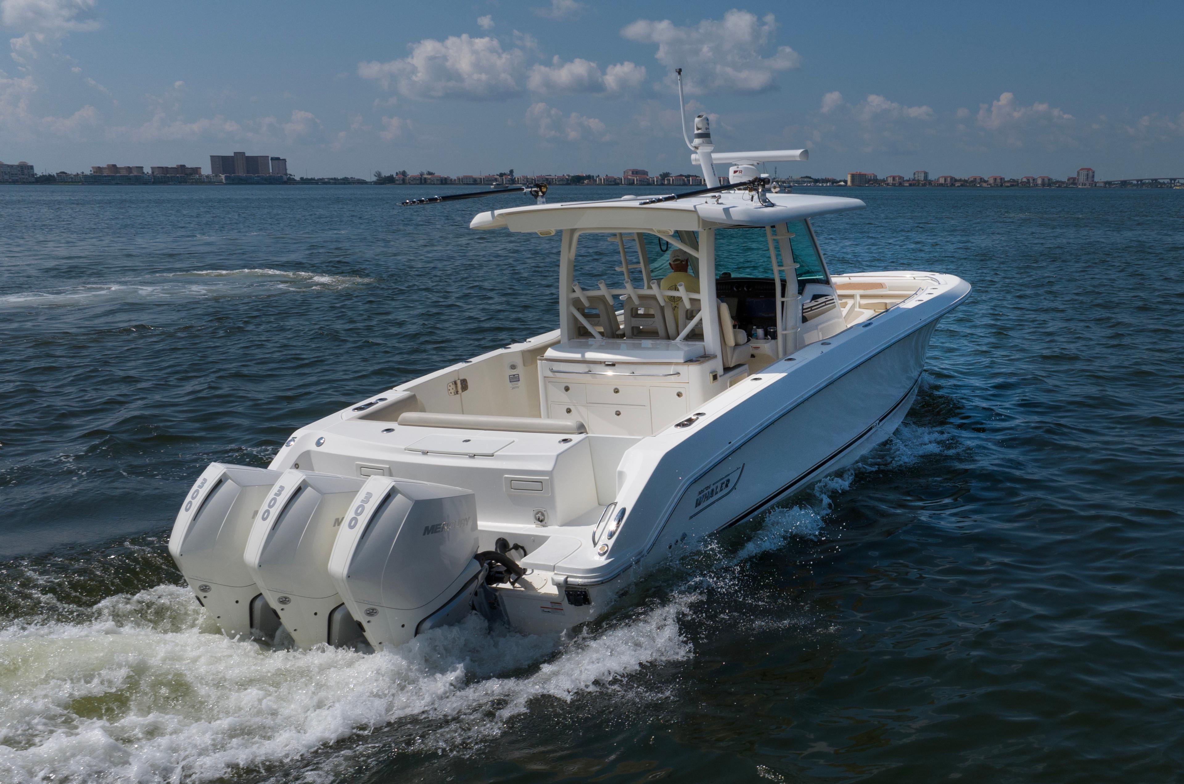 2021 Boston Whaler 380 Outrage