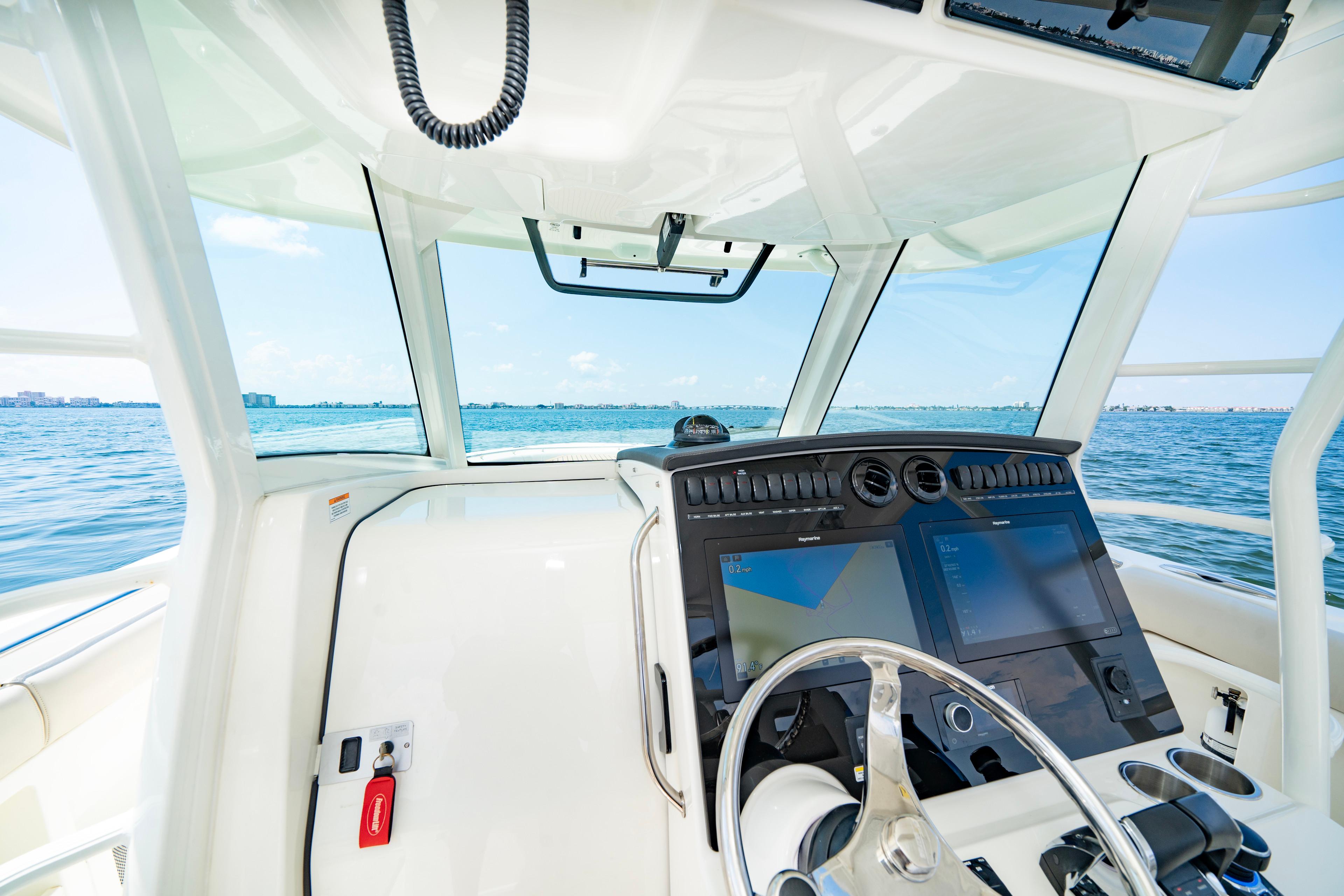 2021 Boston Whaler 380 Outrage