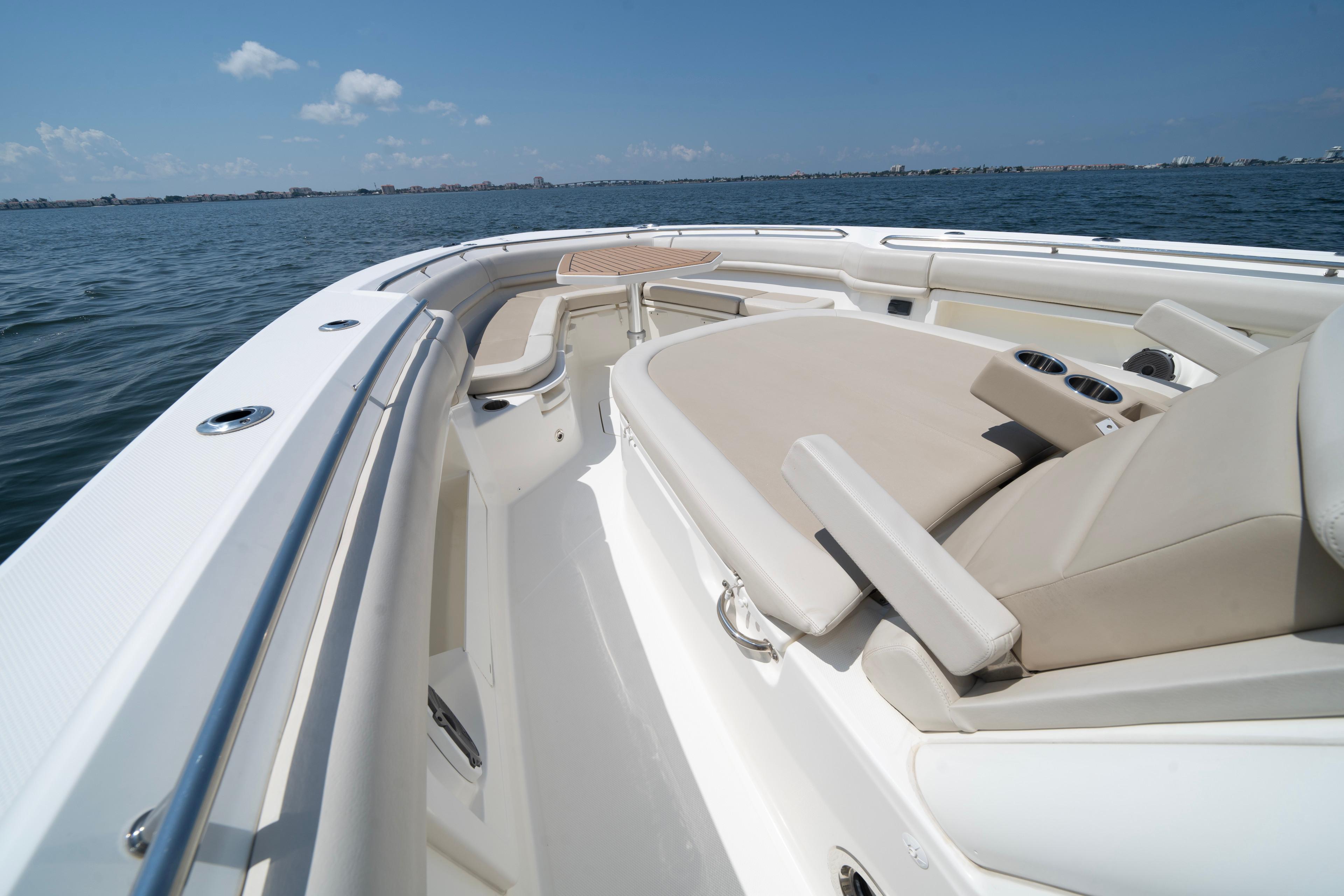 2021 Boston Whaler 380 Outrage