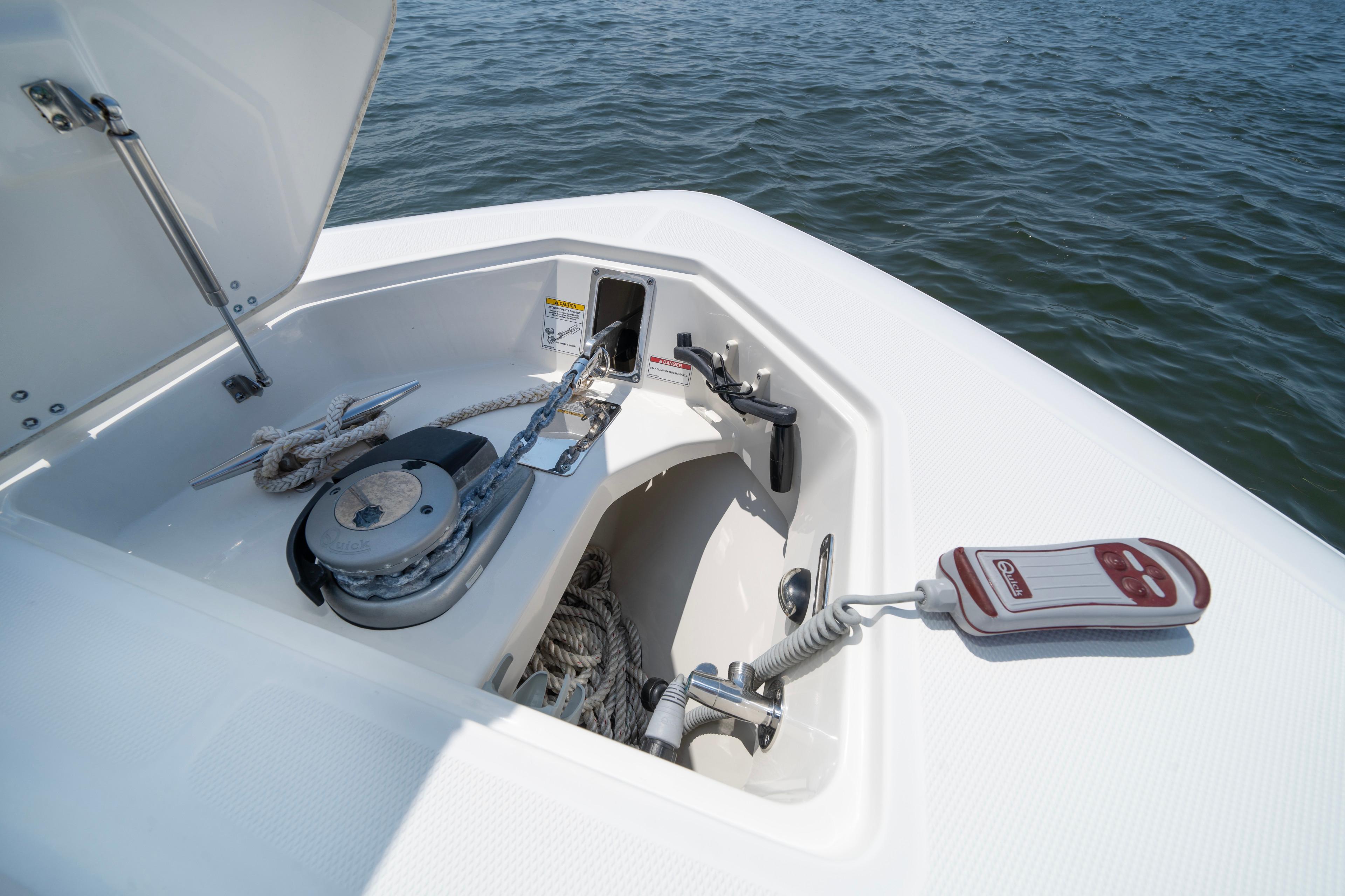 2021 Boston Whaler 380 Outrage