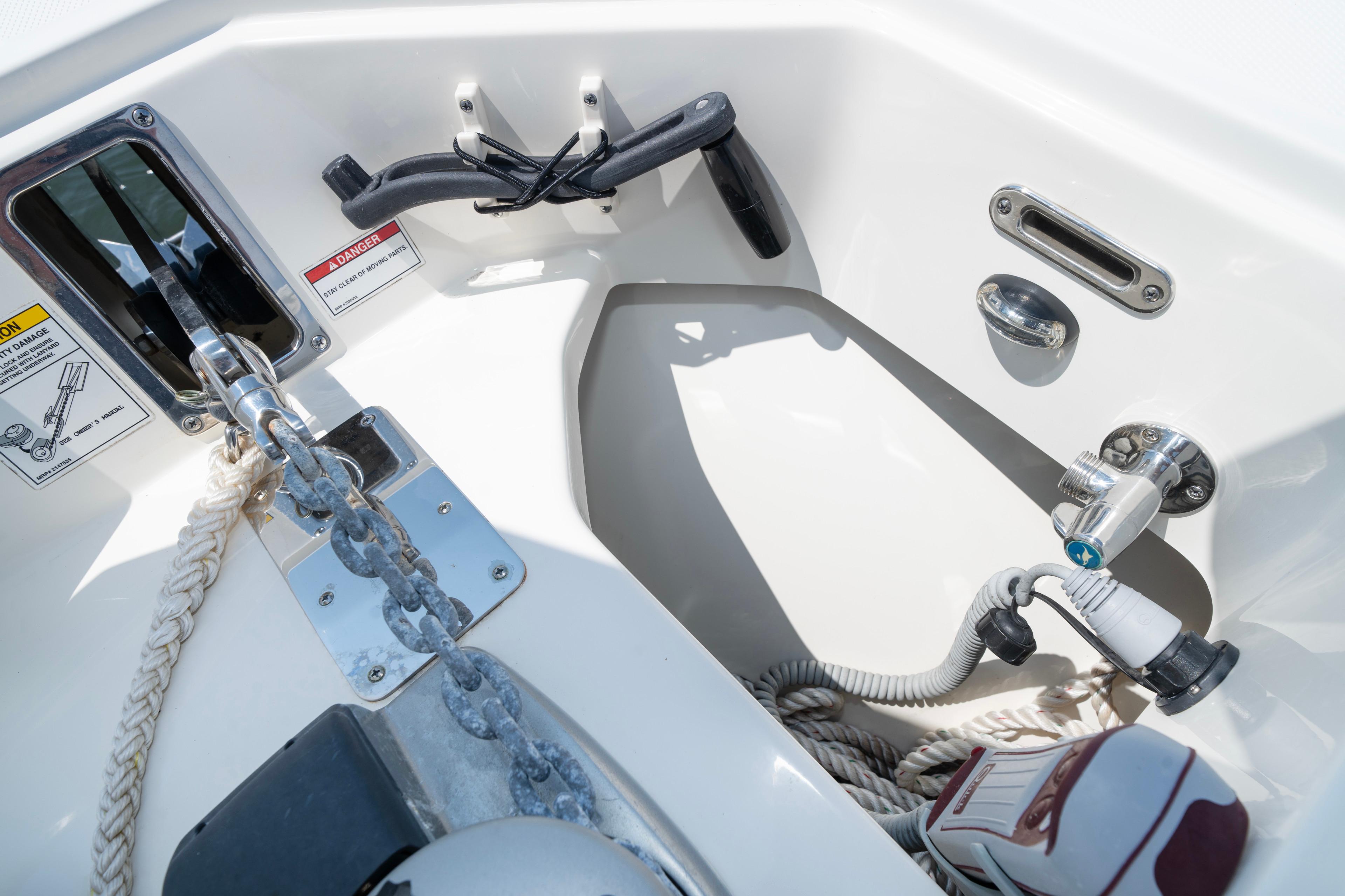 2021 Boston Whaler 380 Outrage