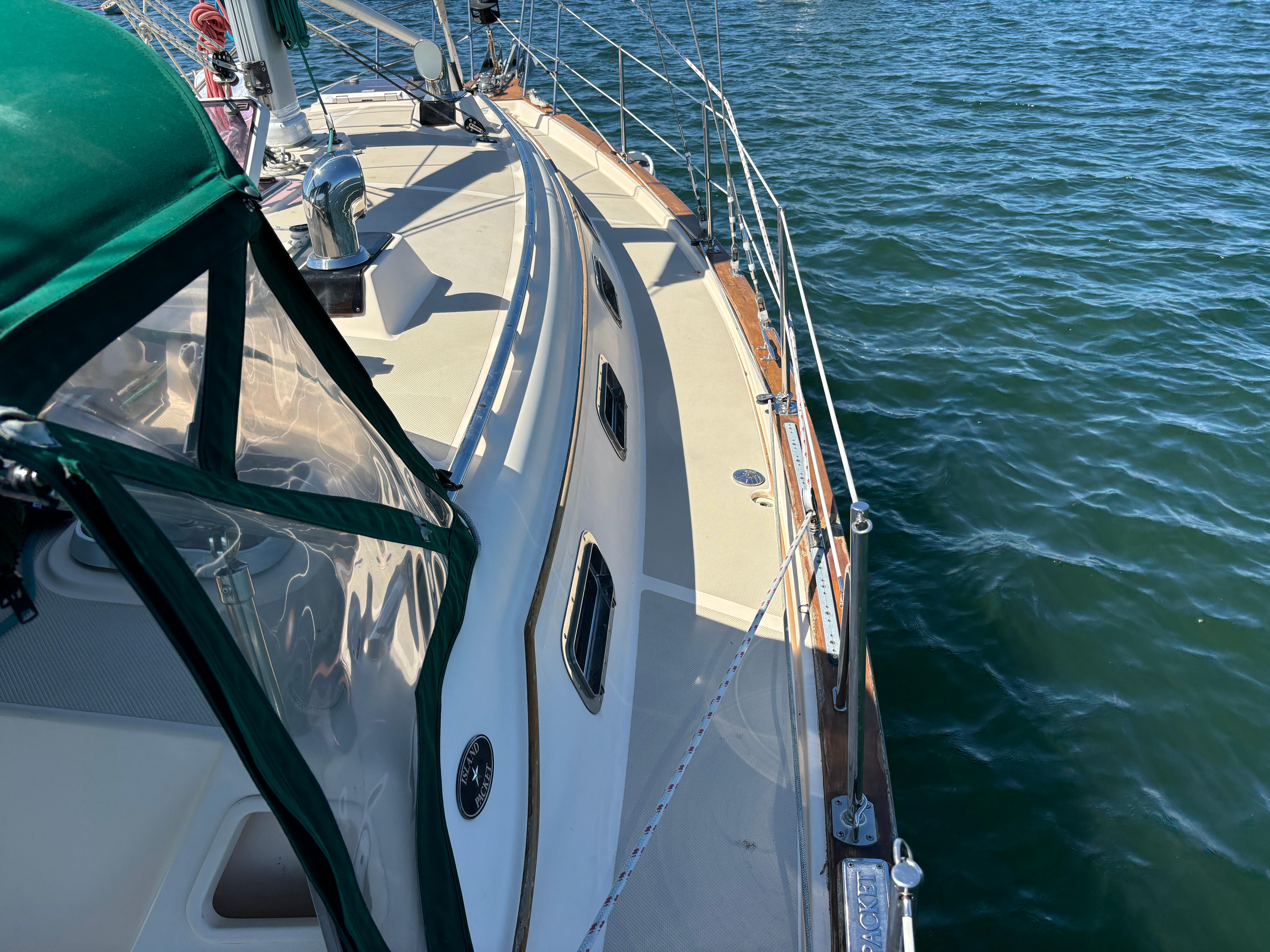 Newport RI Yacht Brokerage