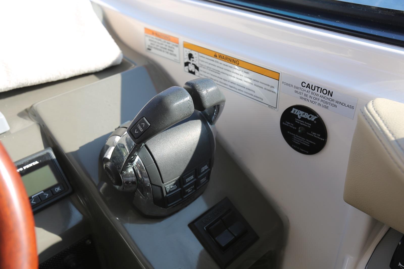 CT 10469 TL Knot 10 Yacht Sales CT 10469 TL Knot 10 Yacht Sales