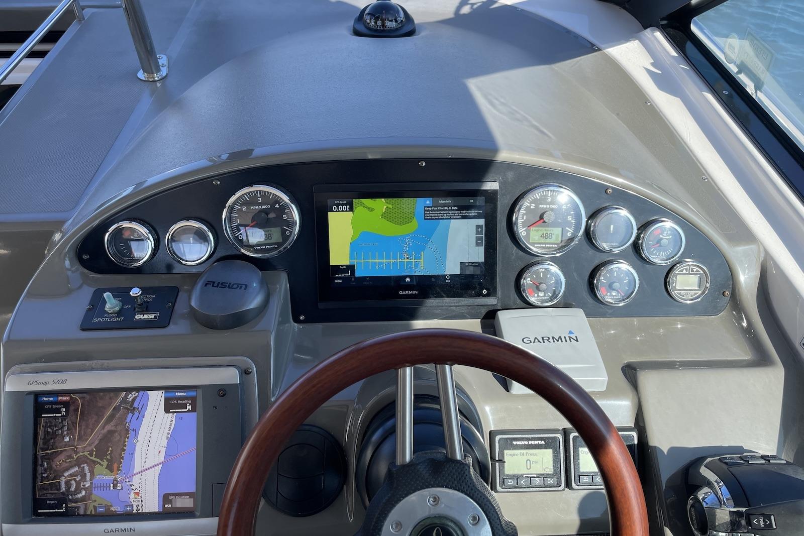 CT 10469 TL Knot 10 Yacht Sales CT 10469 TL Knot 10 Yacht Sales