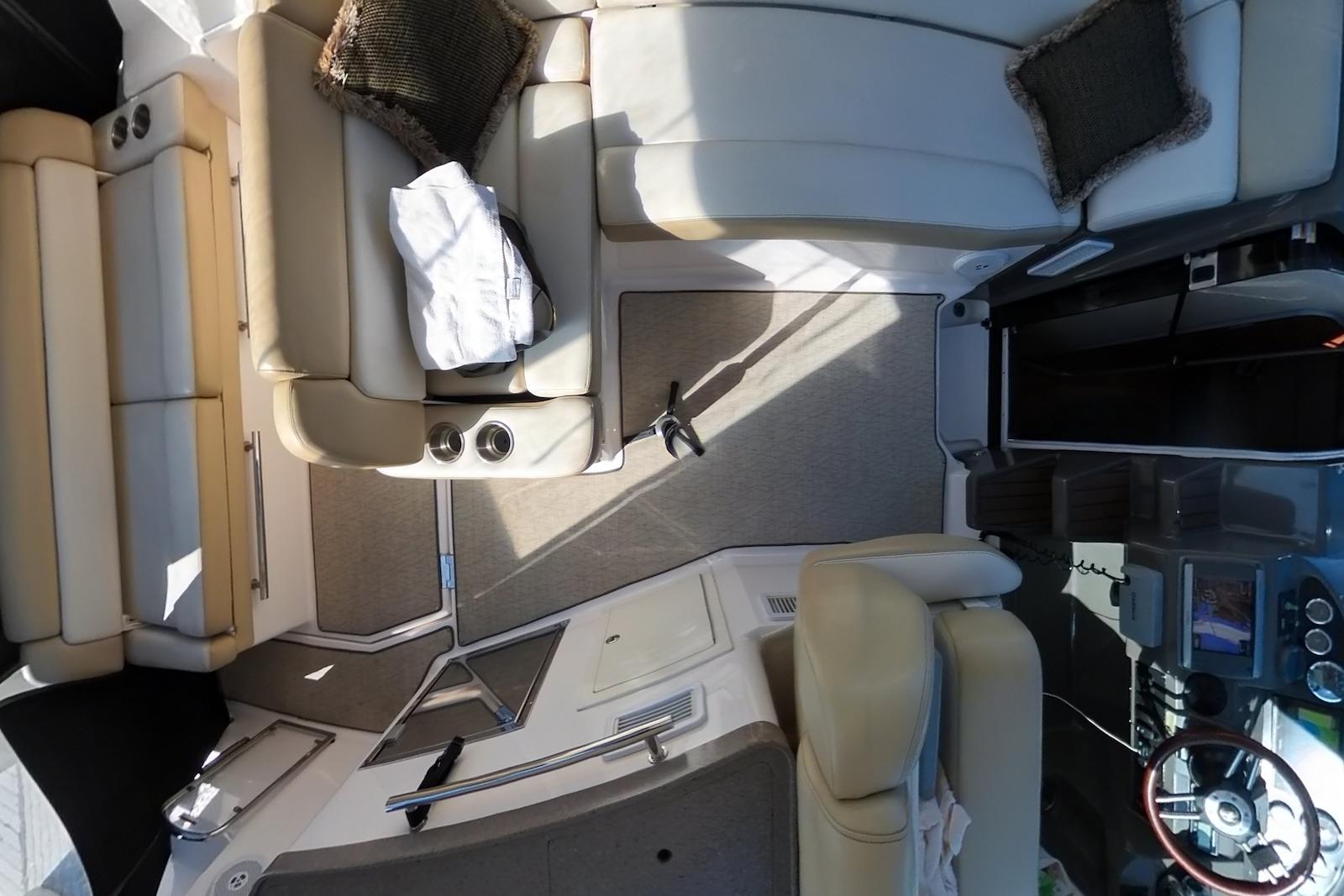 CT 10469 TL Knot 10 Yacht Sales CT 10469 TL Knot 10 Yacht Sales