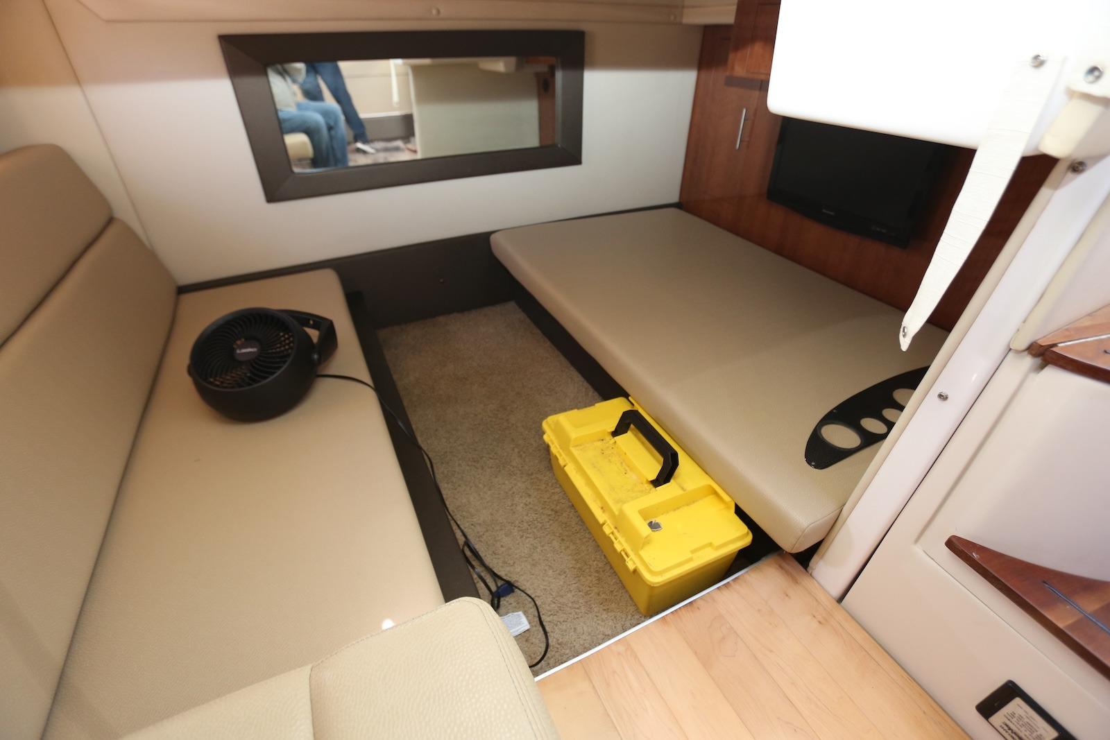 CT 10469 TL Knot 10 Yacht Sales CT 10469 TL Knot 10 Yacht Sales