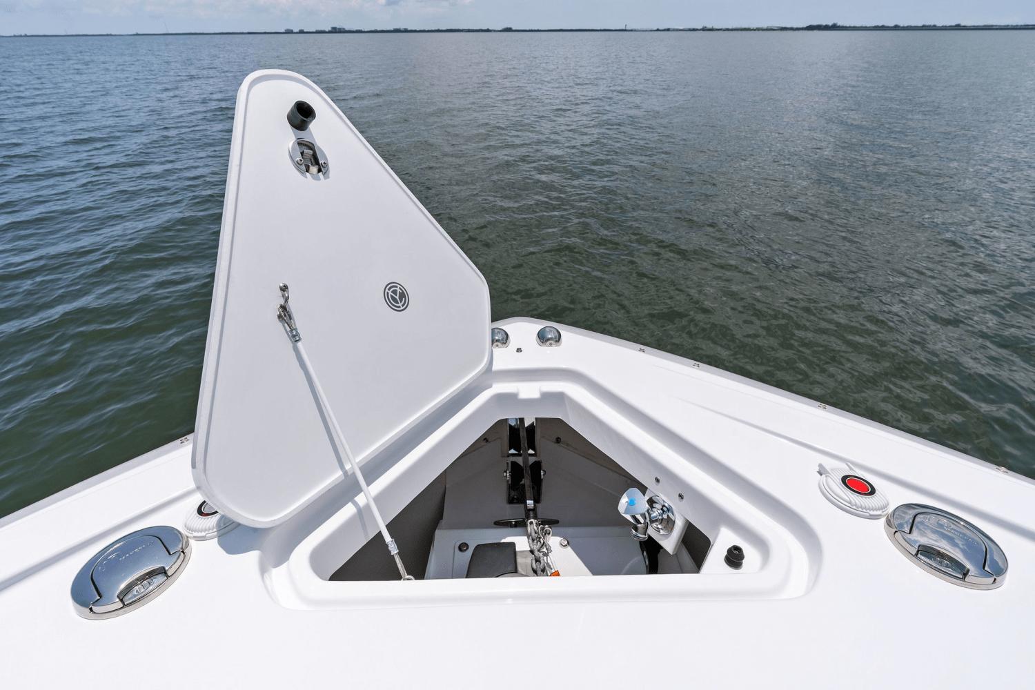 2025-cruisers-yachts-50-gls-outboard-power-9723014-978112289-0-120520250635-67