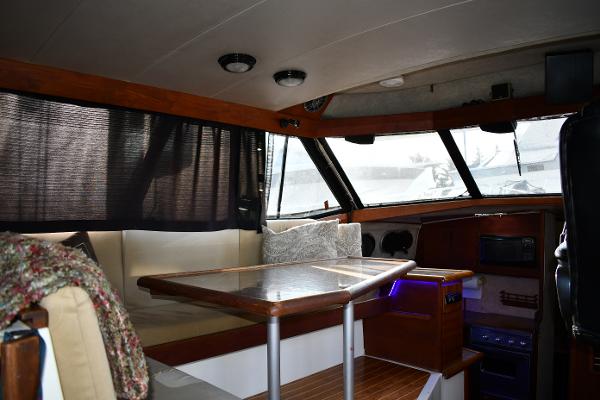 32' Bayliner, Listing Number 100858422, Image No. 45