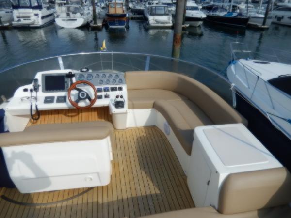 2007 Sealine F42/5