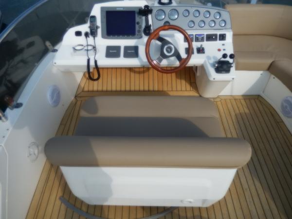 2007 Sealine F42/5