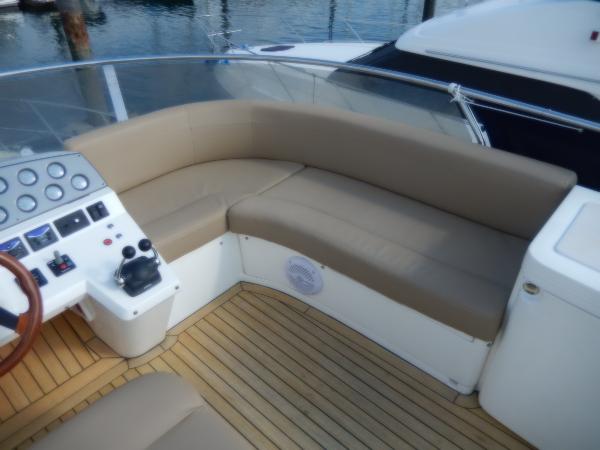 2007 Sealine F42/5