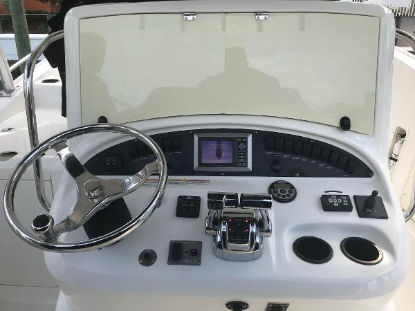 32' Boston Whaler, Listing Number 100914274, - Photo No. 17