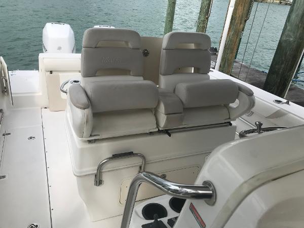 32' Boston Whaler, Listing Number 100914274, - Photo No. 12