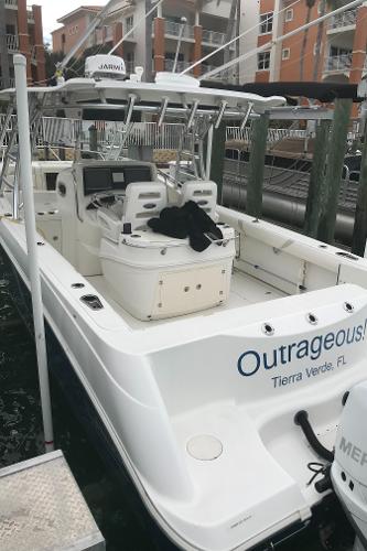32' Boston Whaler, Listing Number 100914274, Image No. 8