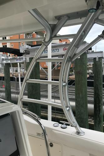 32' Boston Whaler, Listing Number 100914274, - Photo No. 15