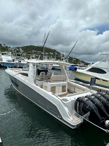 Photo of 2015 Boston Whaler 43'