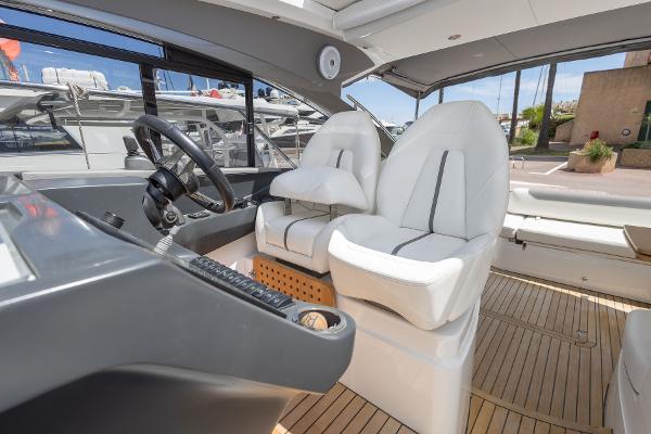 Princess Motor Yacht Sales - Used Princess V40