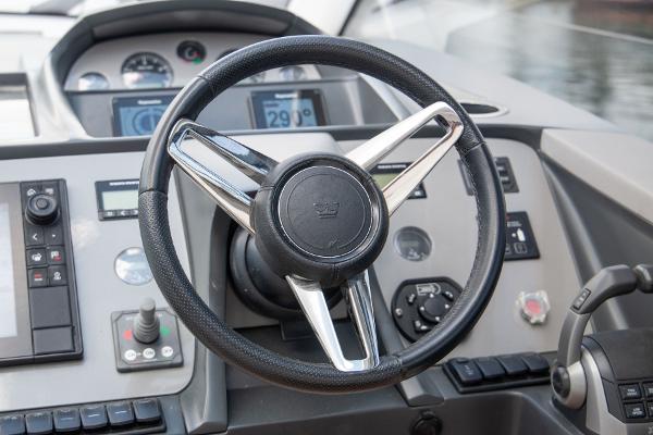 Princess Motor Yacht Sales - Used Princess V40