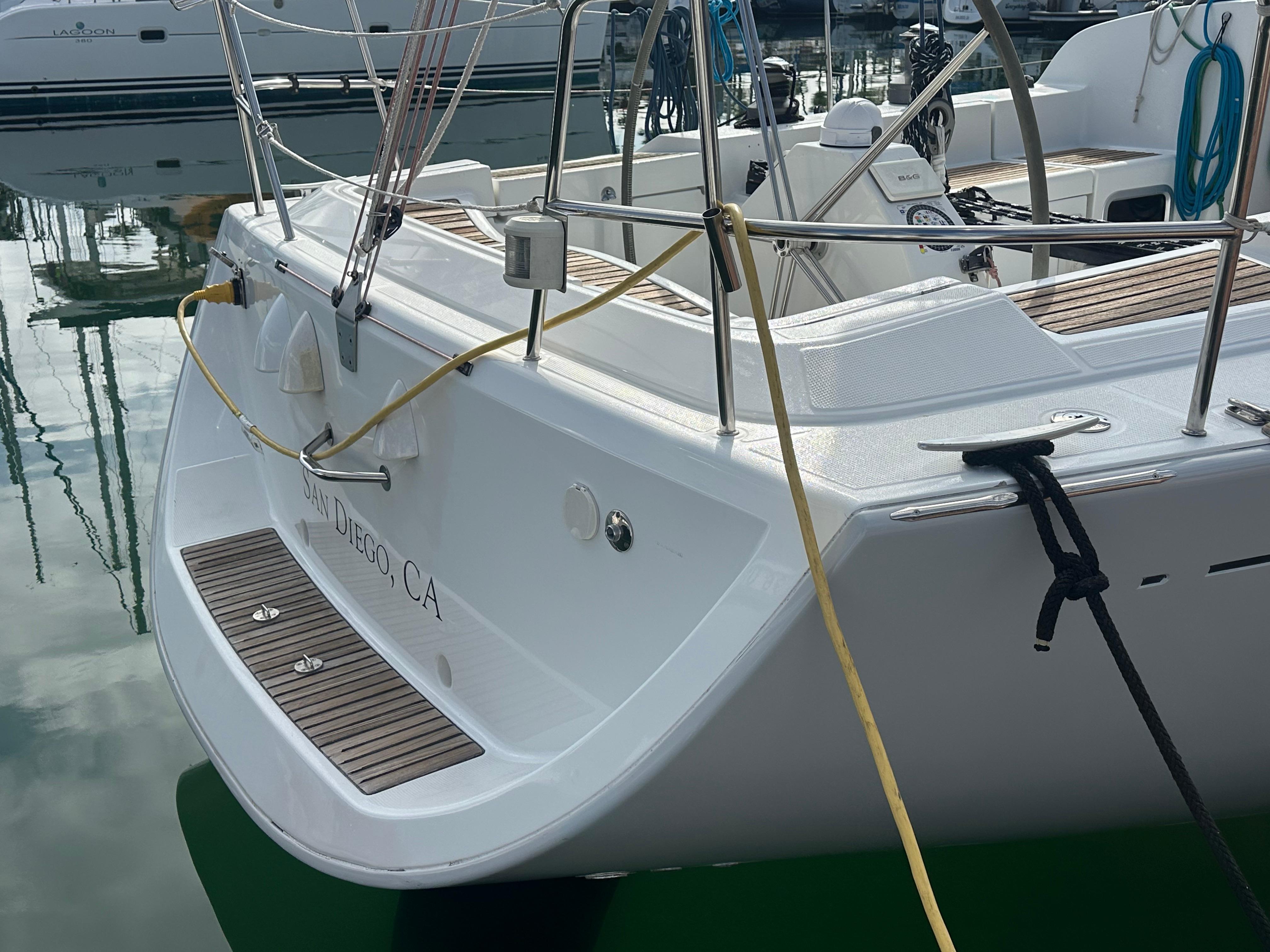 Yacht Photos Pics