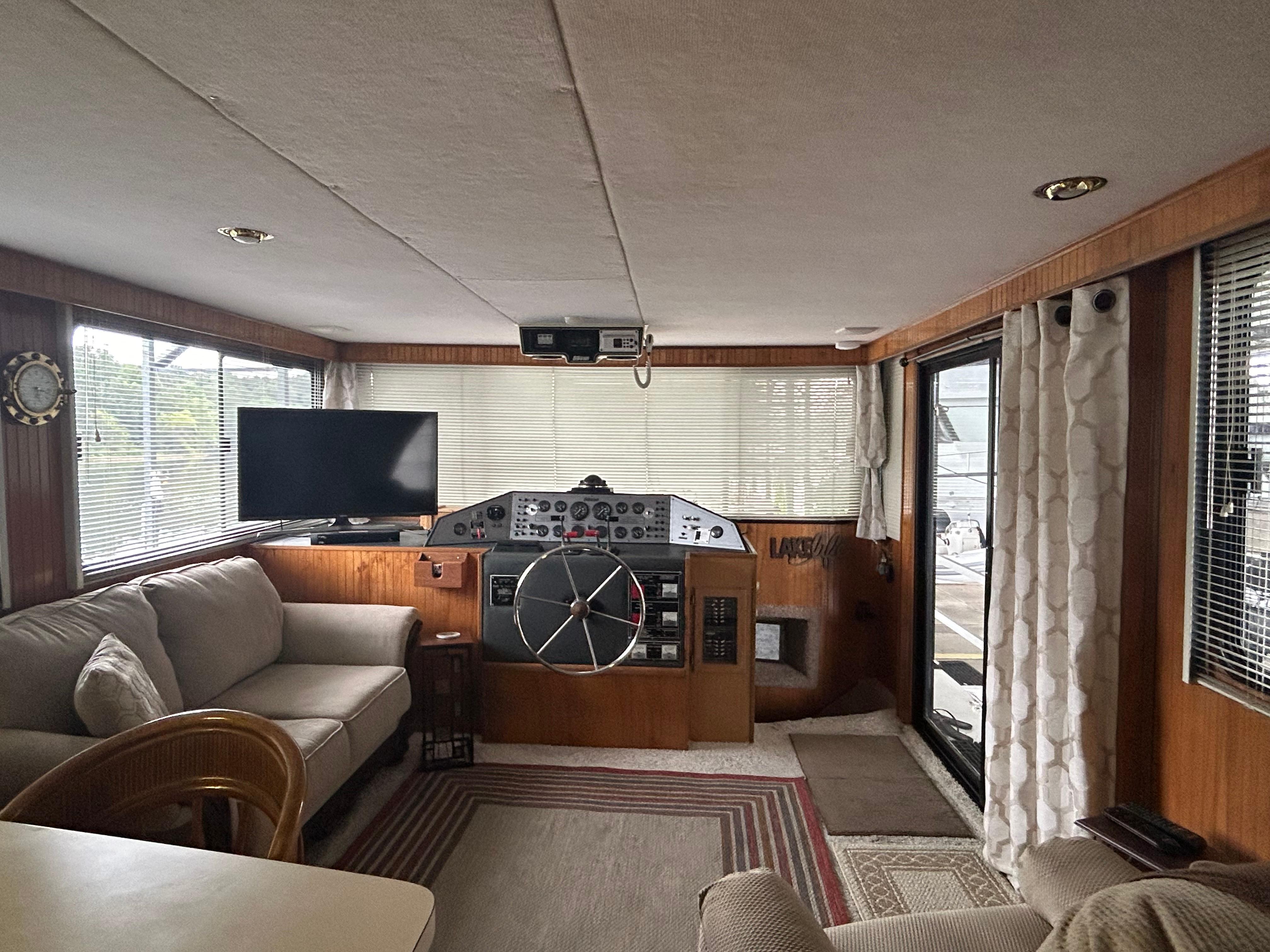 50' Gibson, Listing Number 100917625, - Photo No. 23