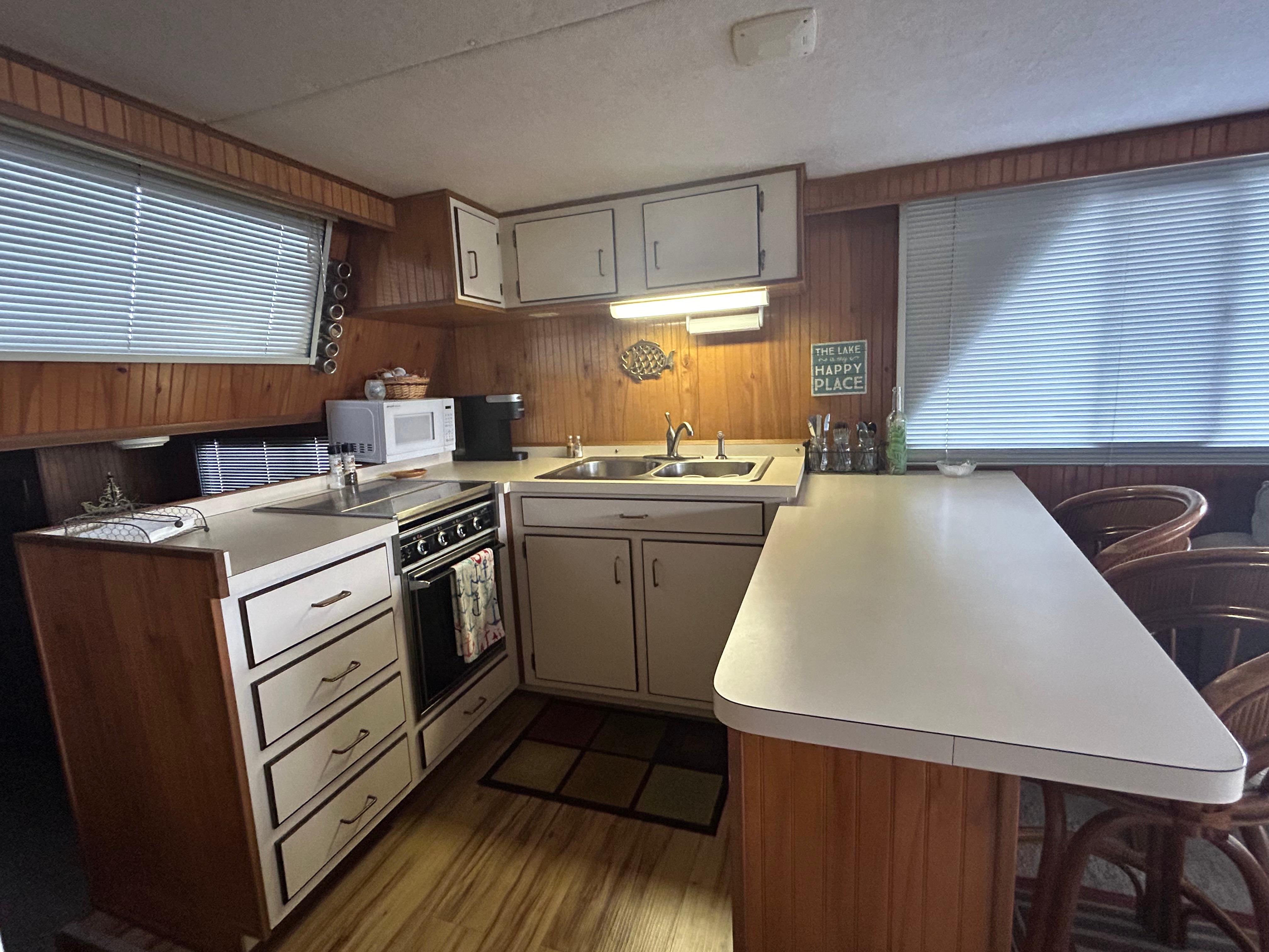 50' Gibson, Listing Number 100917625, - Photo No. 25