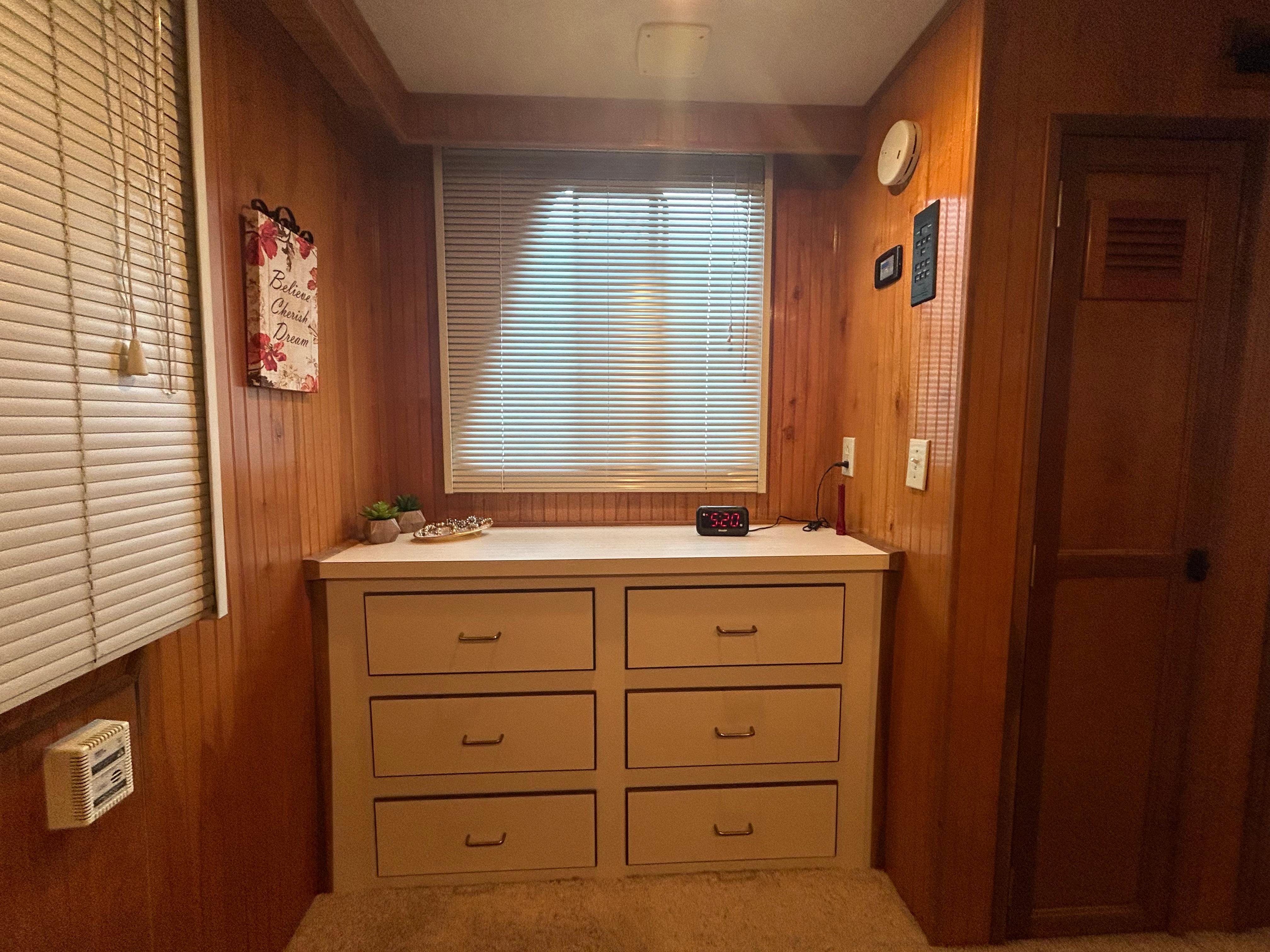 50' Gibson, Listing Number 100917625, - Photo No. 31