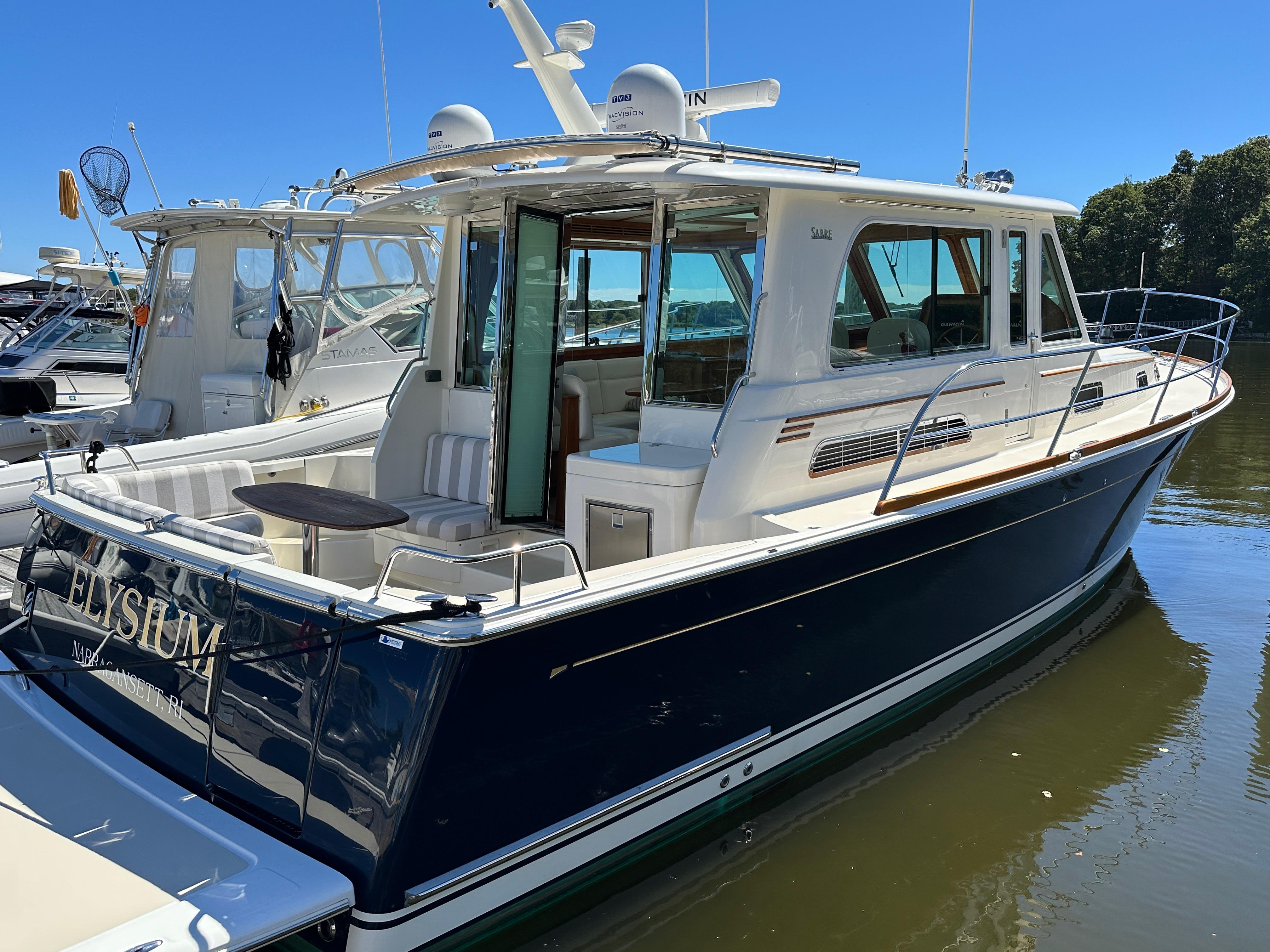 2019 Sabre 42 salon express