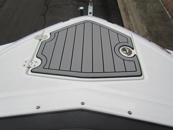 2021 Monterey boat for sale, model of the boat is M4 & Image # 34 of 40