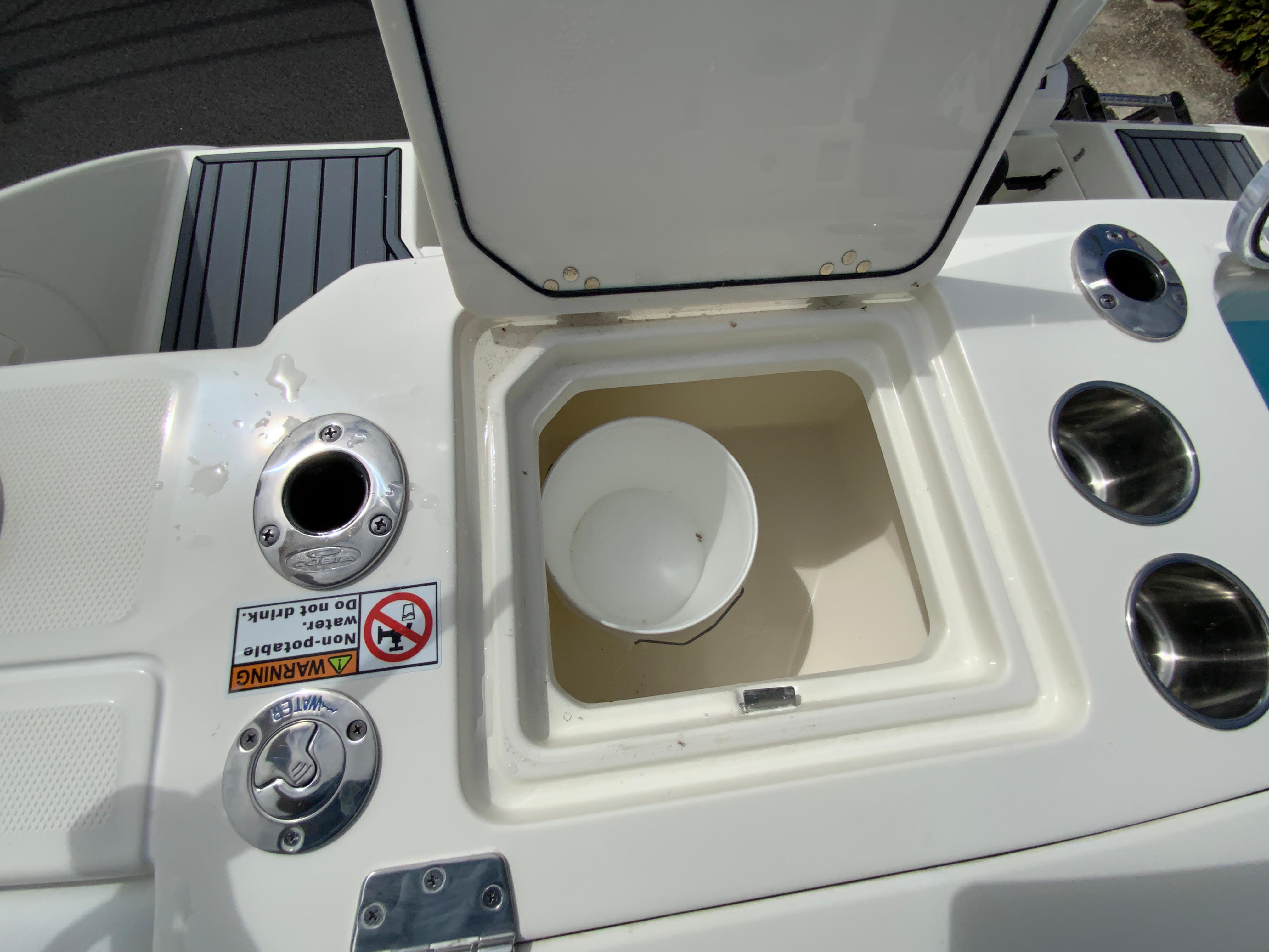 2025 Cobia 265 Center Console Open-19