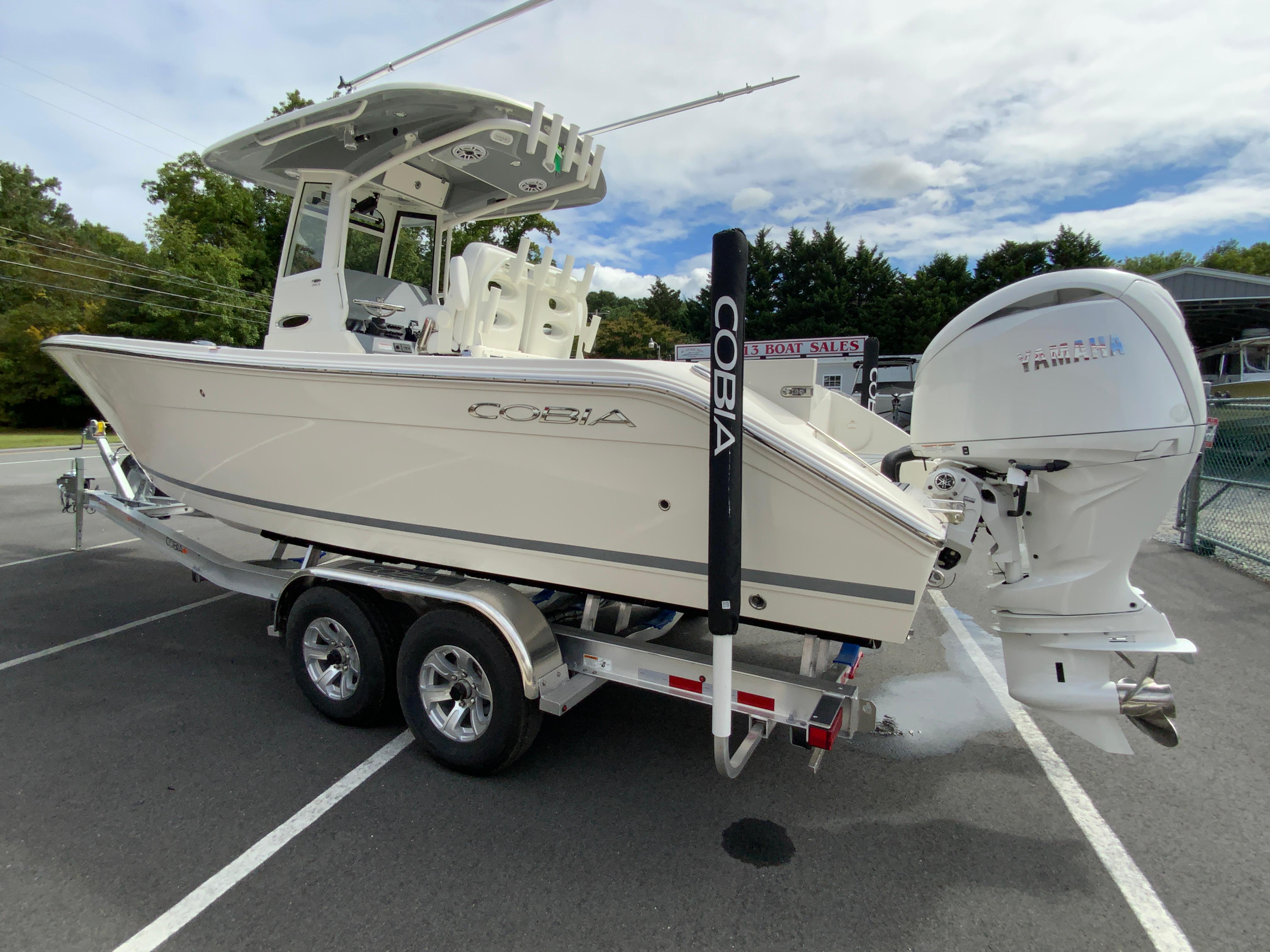 2025 Cobia 265 Center Console Open-7