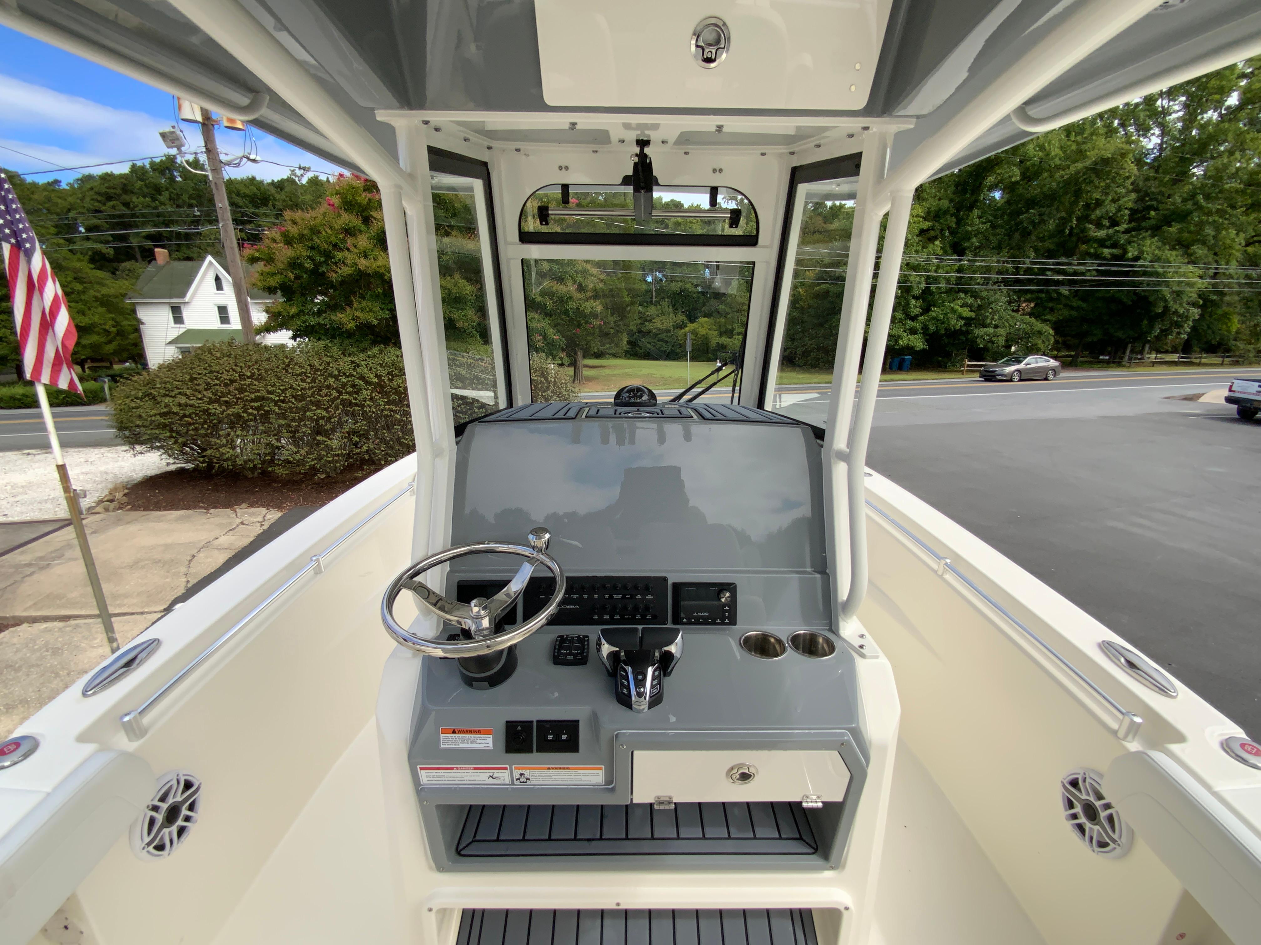 2025 Cobia 265 Center Console Open-12