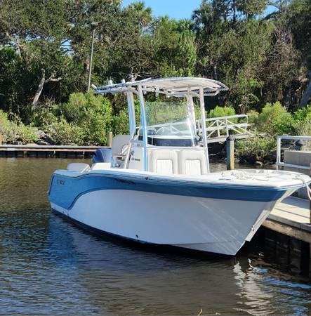 2022 Sea Fox 228 Commander