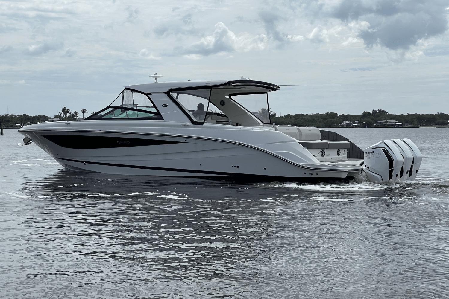 2023 Sea Ray 400 slx ob