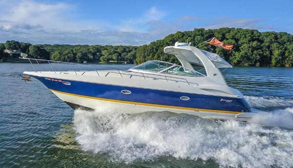 Used 2004 Cruisers Yachts 370 Express 37922 Knoxville Boat Trader