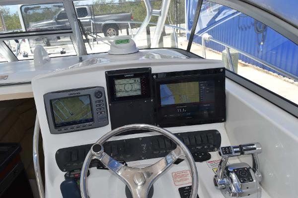30' Boston Whaler, Listing Number 100899026, - Photo No. 19