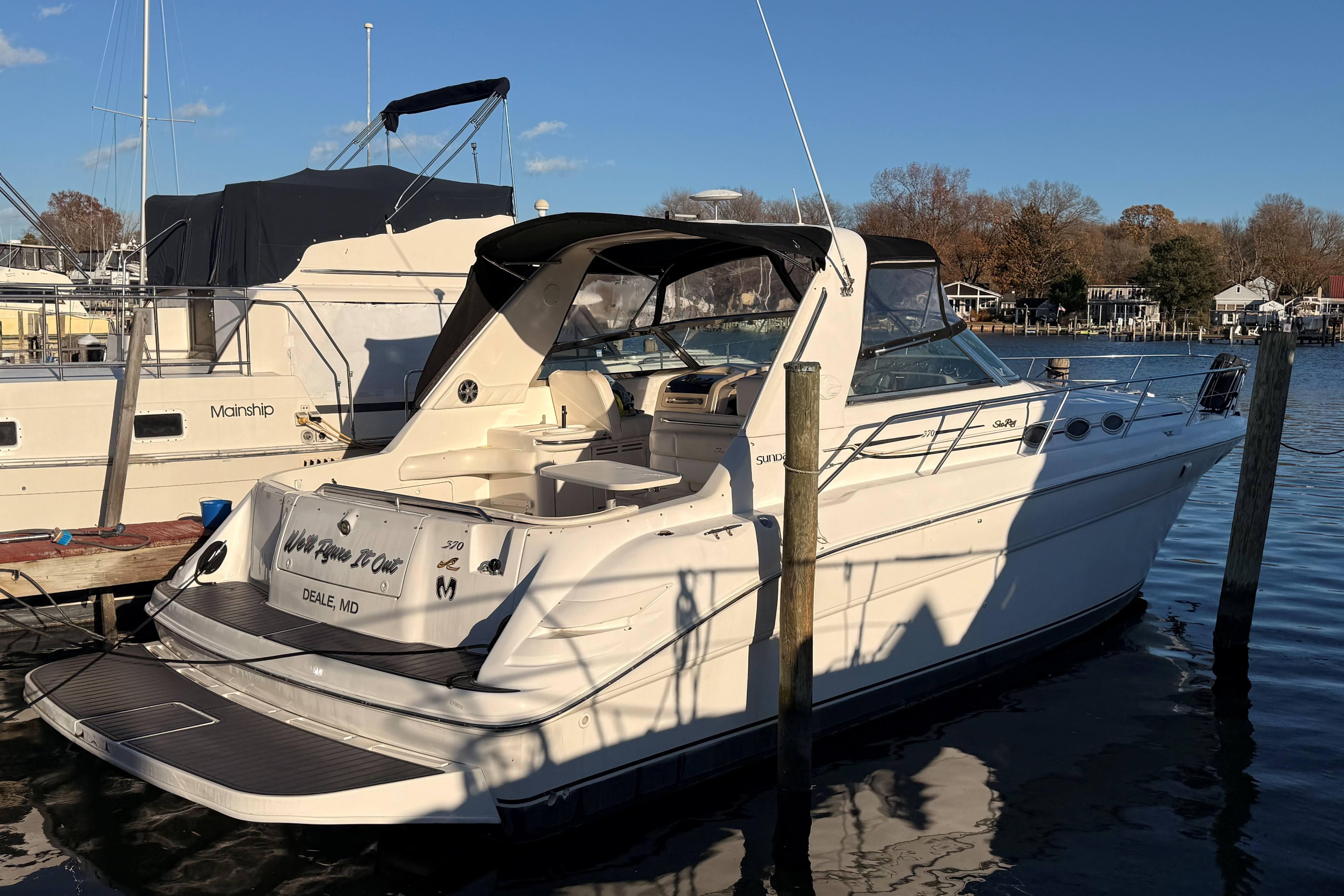 M 10530 RD Knot 10 Yacht Sales M 10530 RD Knot 10 Yacht Sales