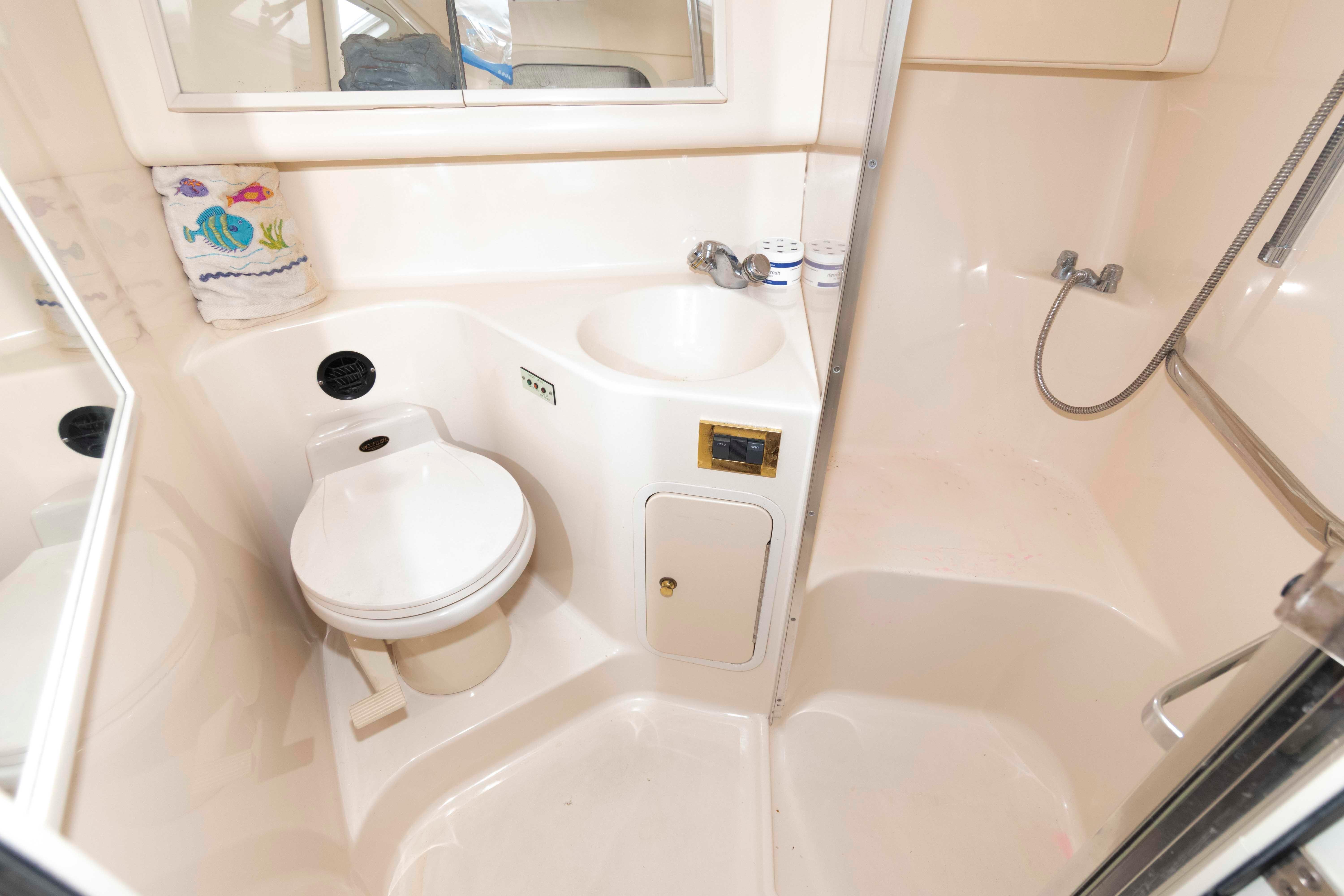 M 10530 RD Knot 10 Yacht Sales M 10530 RD Knot 10 Yacht Sales