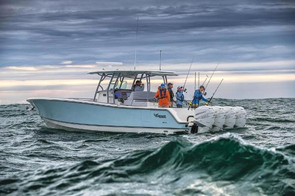2019 Mako boat for sale, model of the boat is 414 CC Family Edition & Image # 8 of 108