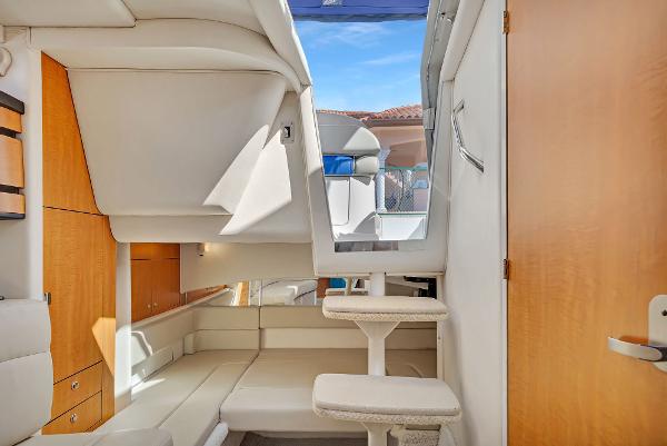 30' Sea Ray, Listing Number 100915084, - Photo No. 8
