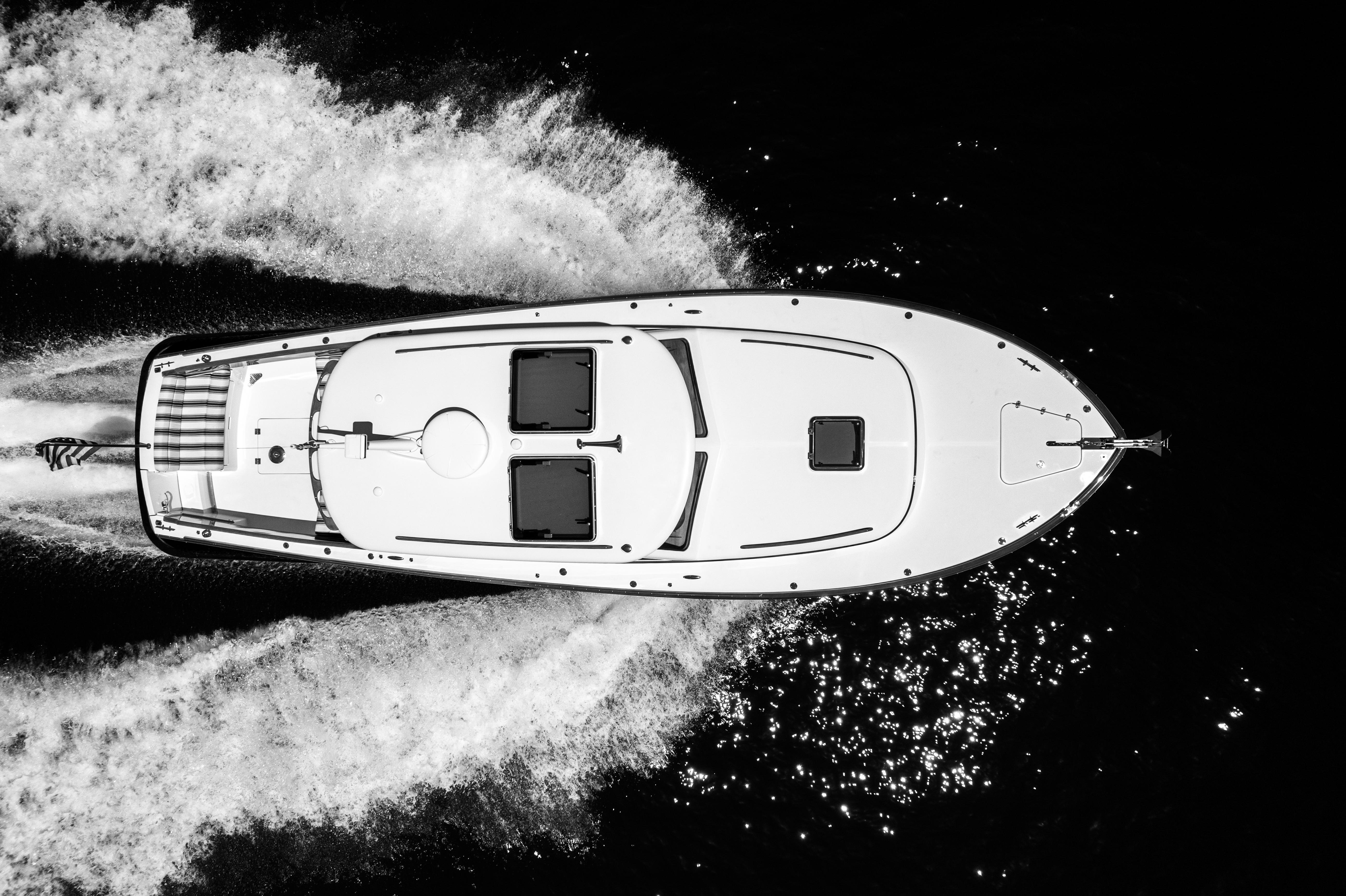 2015-hinckley-picnic-boat-37-mkiii-power-9853063-20250626145859333-1