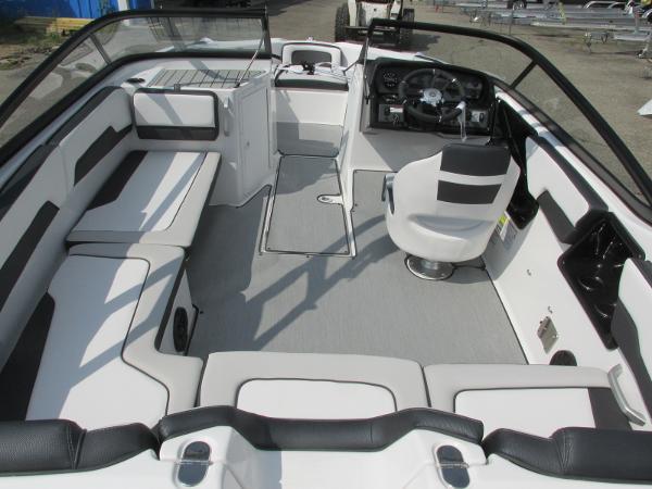 2022 Yamaha boat for sale, model of the boat is AR195 & Image # 7 of 20