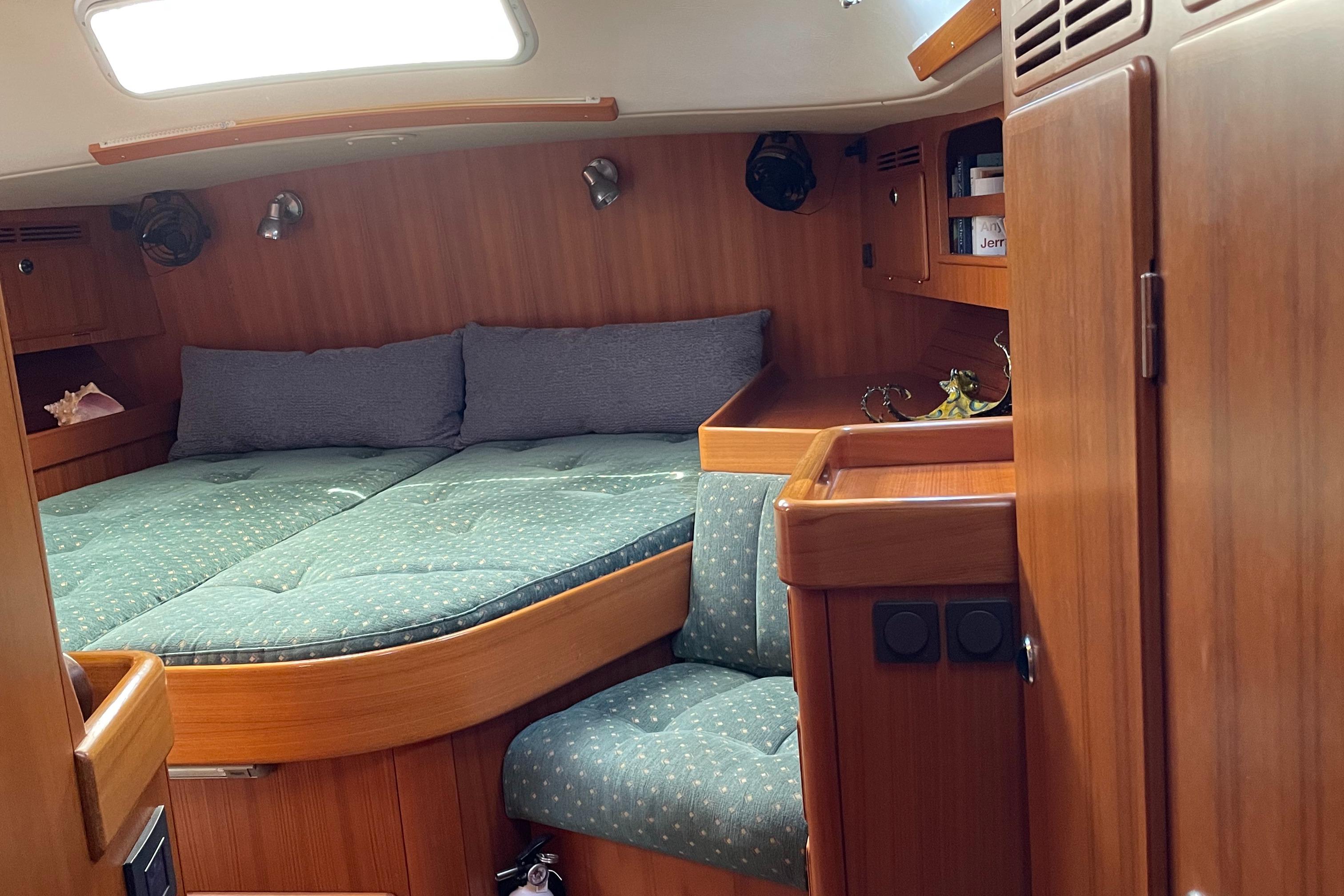 Hallberg-Rassy-46 2003 -FL-US-9723067 | Thumbnail