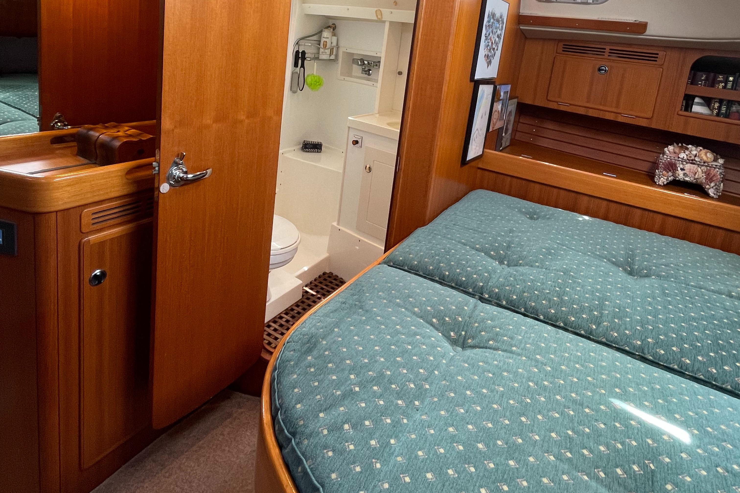 Hallberg-Rassy-46 2003 -FL-US-9723067 | Thumbnail