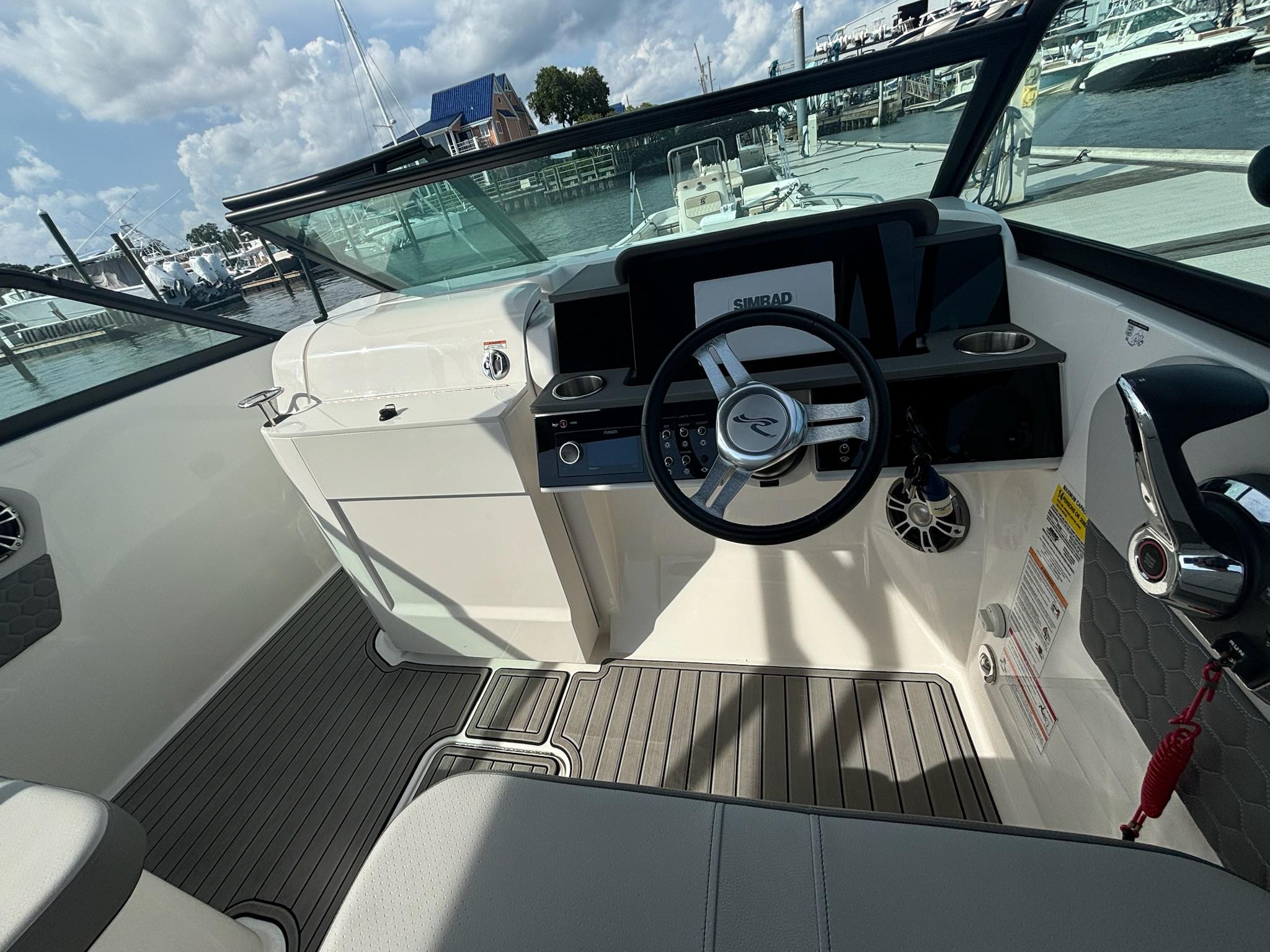 2024-sea-ray-sdx-250-outboard-power-9843067-20250618065140230-1