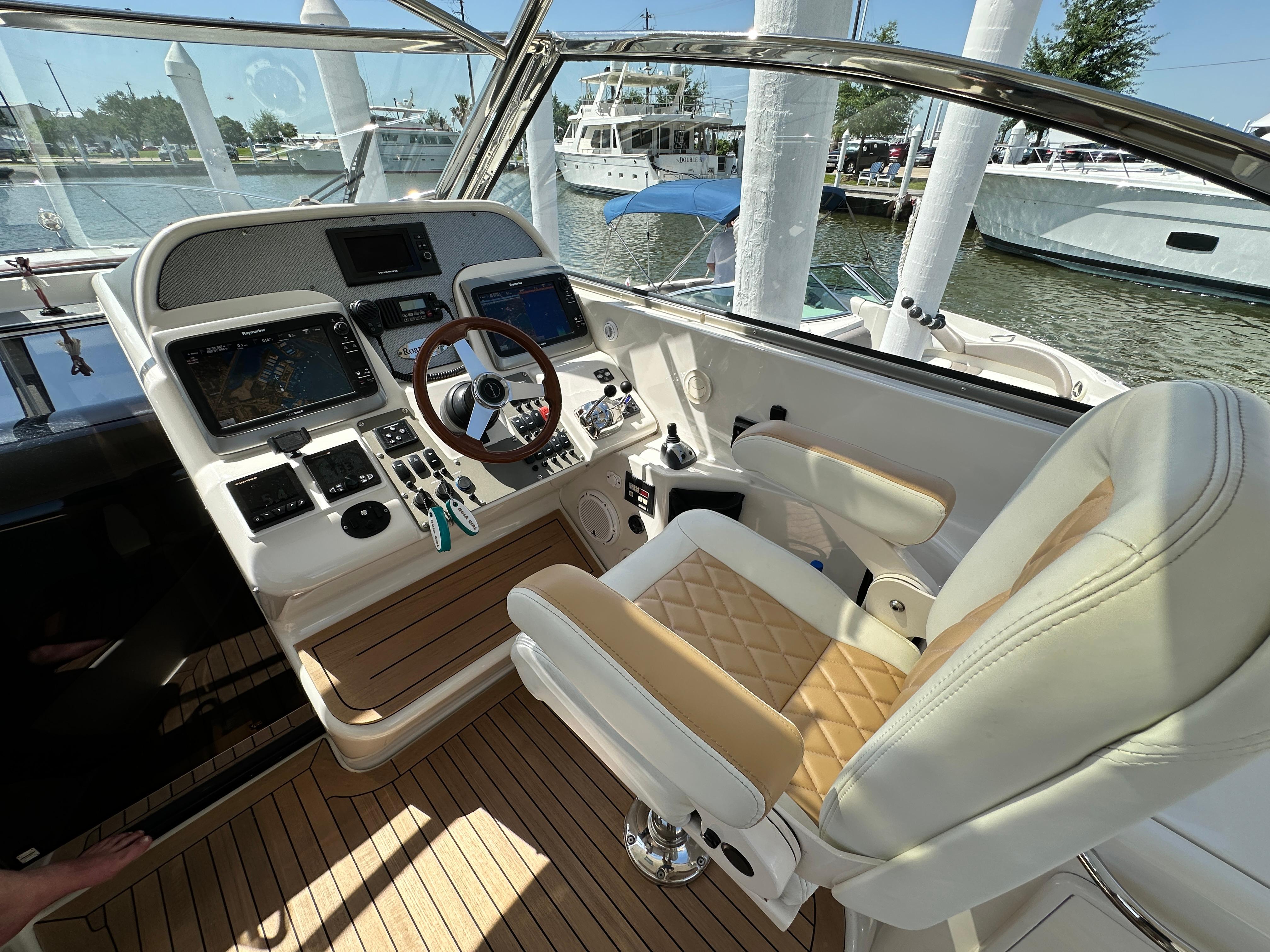 2007-chris-craft-roamer-40-power-9773080-20250508105812686-1_XLARGE